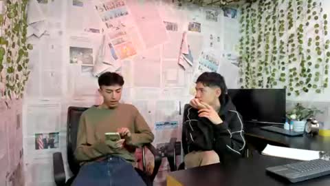 Snapshot of nice_boys11 chatting on June 26, 1:26 pm nice_boys11 online show from June 26, 1:26 pm