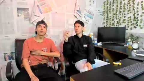 Snapshot of nice_boys11 chatting on June 27, 1:28 pm nice_boys11 online show from June 27, 1:28 pm