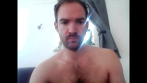 Snapshot of nice_george chatting on February 5, 10:51 am nice_george online show from February 5, 10:51 am