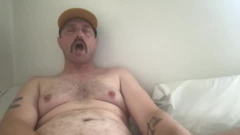 NiceButtNiceGuy online show from April 18, 6:45 pm