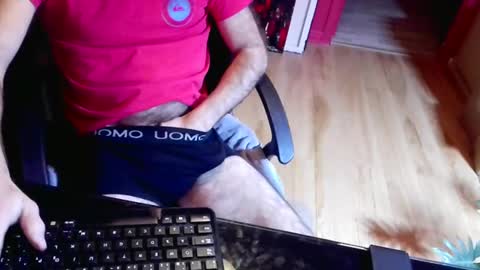 Snapshot of nicecck24 chatting on February 25, 4:57 am nicecck24 online show from February 25, 4:57 am