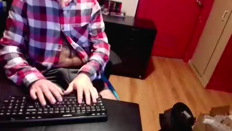 Snapshot of nicecck24 chatting on February 18, 5:36 am nicecck24 online show from February 18, 5:36 am