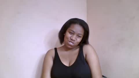 Snapshot of nicelly01 chatting on June 27, 2:12 pm nicelly01 online show from June 27, 2:12 pm
