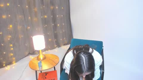 Nicole online show from December 20, 11:50 am