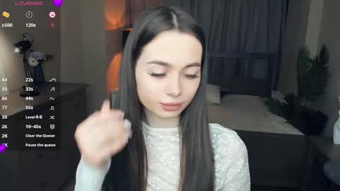 Snapshot of nichelledorris chatting on February 14, 7:32 pm Nicole online show from February 14, 7:32 pm