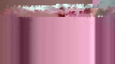 Snapshot of nicholasdewson4 chatting on May 16, 12:18 am nicholasdewson4 online show from May 16, 12:18 am