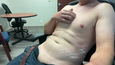 nick705068 online show from July 7, 9:41 pm