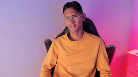 Nick online show from October 7, 8:39 pm