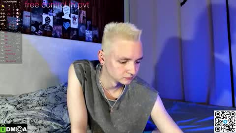 nick_kule online show from November 27, 9:28 pm