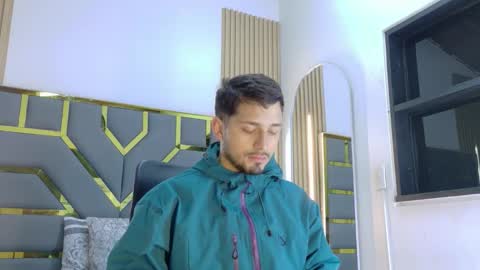 Snapshot of nick_moss_ chatting on February 24, 11:08 am nick_moss_ online show from February 24, 11:08 am