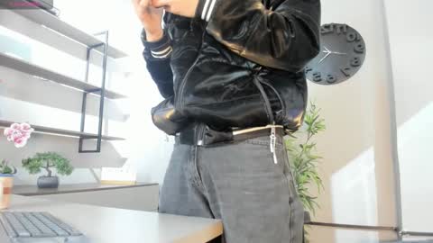 Nick  online show from March 19, 12:09 pm