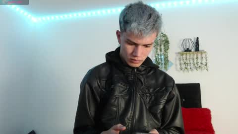 Nick  online show from April 3, 1:42 pm