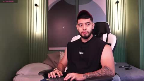 Jhohan online show from October 9, 1:20 pm