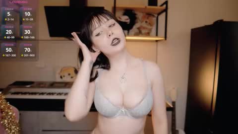 nickari_x online show from February 13, 9:16 am