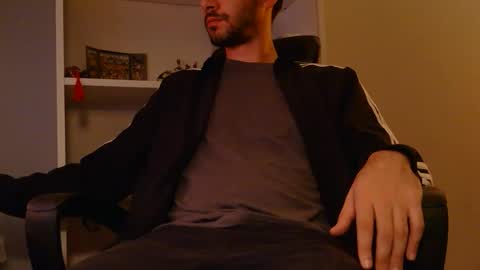 Snapshot of nickbok11 chatting on November 12, 10:30 pm nickbok11 online show from November 12, 10:30 pm