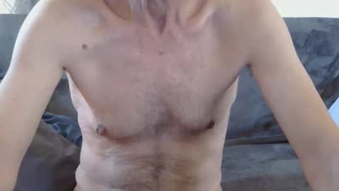 Snapshot of nickincali chatting on February 28, 7:04 pm nickincali online show from February 28, 7:04 pm