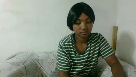 nickiqqyuu online show from July 7, 7:23 am