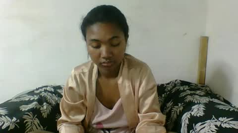 nickiqqyuu online show from July 18, 7:01 am