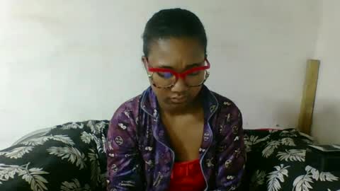 nickiqqyuu online show from July 24, 12:36 pm