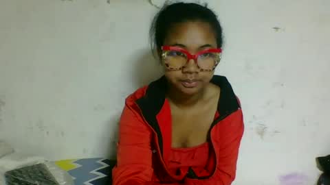 nickiqqyuu online show from July 25, 12:42 am