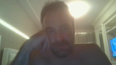 nicknut07 online show from October 28, 2:04 am