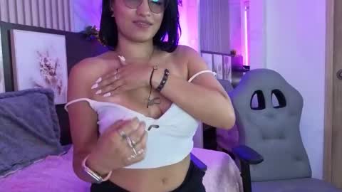 nicky_as online show from February 13, 8:49 pm