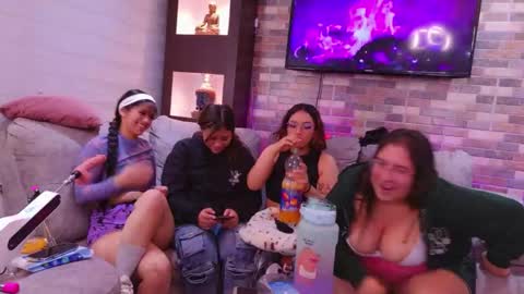 nicky_as online show from May 30, 4:31 am