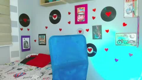 lucy online show from February 27, 3:47 am