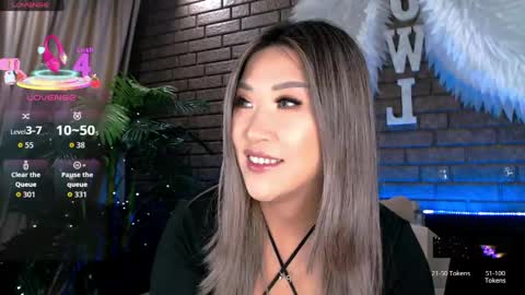 Snapshot of nicky_owl chatting on April 21, 7:36 am Today is my 41st birthday And in 2 hours Im waiting for you on the stream Stock up on tokens and a good mood Nicky online show from April 21, 7:36 am