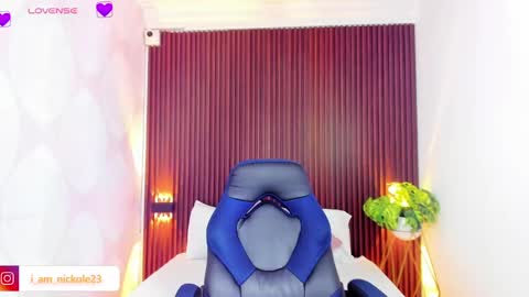 Nicky  online show from February 5, 2:19 am