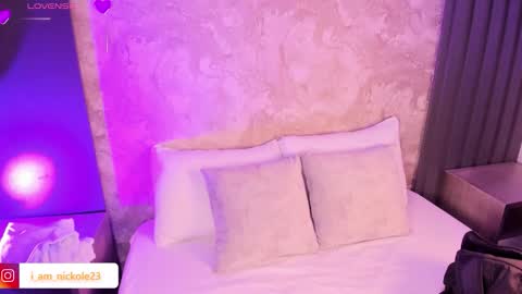 Nicky  online show from January 11, 2:27 am