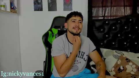 nicky online show from February 27, 3:23 pm