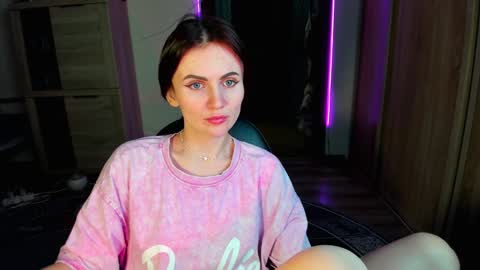 Nicky Weekends online show from January 30, 3:22 am