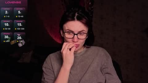 Nicky Weekends online show from March 17, 1:10 am