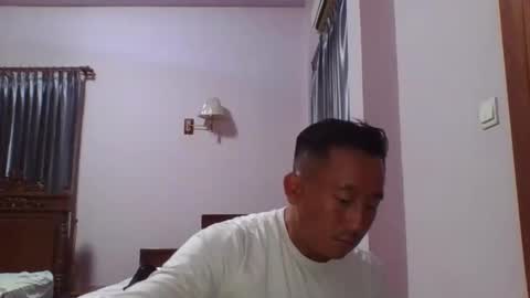 nickyang75 online show from October 11, 8:51 pm