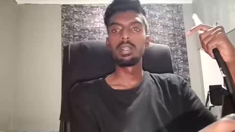 Snapshot of nickyle63 chatting on March 1, 5:49 pm james online show from March 1, 5:49 pm