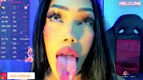 Snapshot of nickynoa chatting on October 15, 4:34 am Nicky online show from October 15, 4:34 am