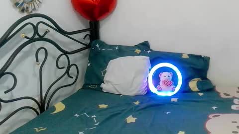 nico222025 online show from February 26, 6:18 pm