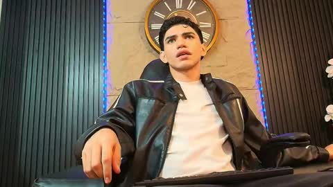 nico_monroet online show from May 12, 10:29 pm