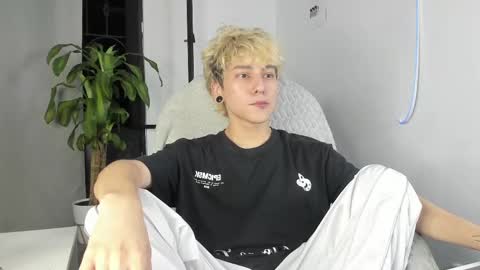 Nico  online show from September 13, 2:00 am