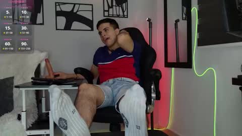 Snapshot of nico_pelusa chatting on February 17, 10:16 pm Nico online show from February 17, 10:16 pm