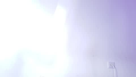 Snapshot of nicol_ferrer chatting on March 14, 3:34 am Nicol online show from March 14, 3:34 am