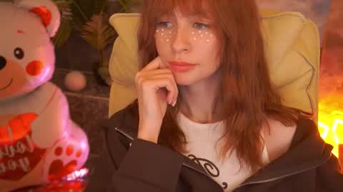 Snapshot of nicol_moonn chatting on February 12, 3:01 am Nicol Moonn online show from February 12, 3:01 am