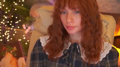 Snapshot of nicol_moonn chatting on March 2, 6:47 am Nicol Moonn online show from March 2, 6:47 am