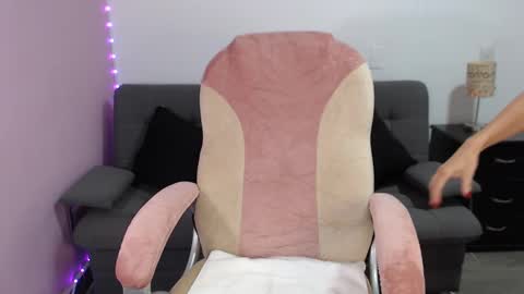 Snapshot of nicol_storm chatting on September 9, 11:15 pm nicole Storm online show from September 9, 11:15 pm