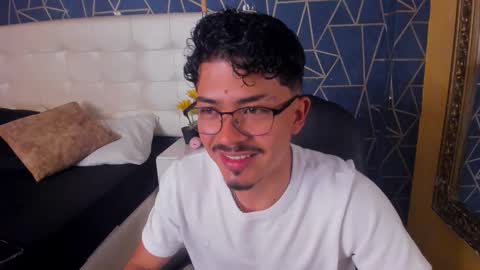 Nicolai online show from March 26, 7:19 pm