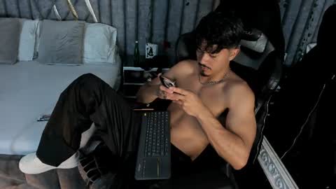 Nicolai online show from July 6, 1:19 pm