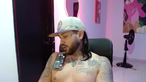 nicolas online show from December 10, 3:20 am