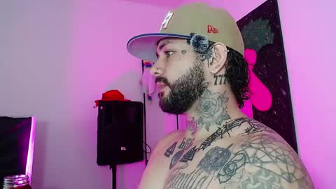 Snapshot of nicolas_torres99 chatting on May 6, 3:57 am nicolas online show from May 6, 3:57 am