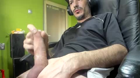 L. Nicolas online show from April 16, 6:25 am